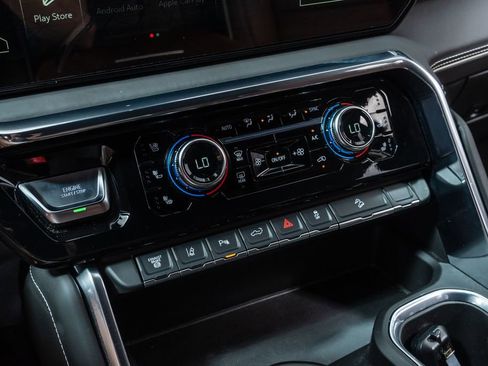 Used 2024 GMC Sierra 2500 Denali Ultimate w/ Max Trailering Package image 17