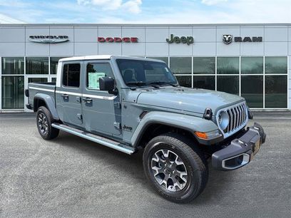 New 2026 Jeep Gladiator Sport