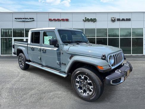 New 2026 Jeep Gladiator Sport AWD/4WD image 1