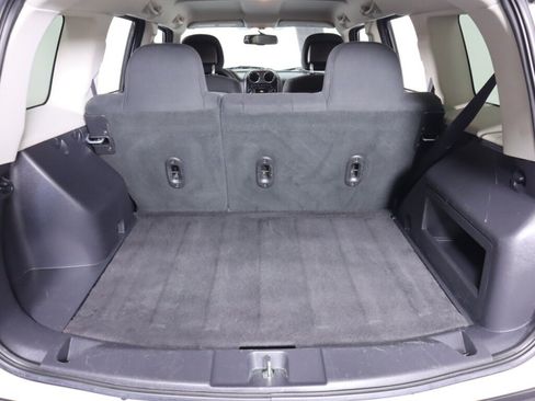 Used 2017 Jeep Patriot Sport AWD/4WD image 24