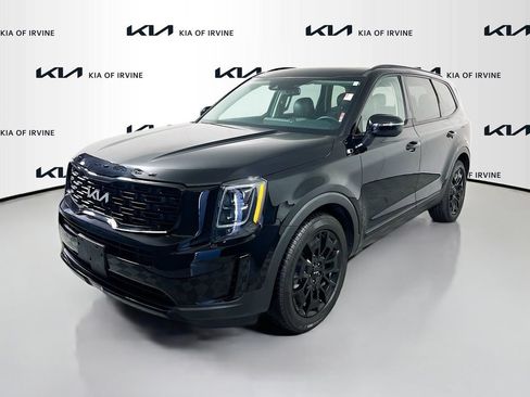 Certified 2022 Kia Telluride EX w/ EX Premium Package AWD/4WD image 4