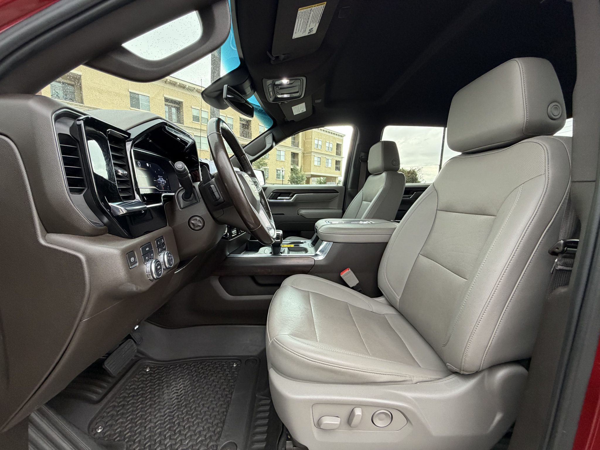 Used 2022 GMC Sierra 1500 SLT w/ SLT Convenience Package AWD/4WD image 10