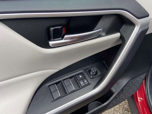 Used 2023 Toyota RAV4 XLE w/ Convenience Package image 13