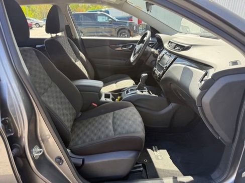 Certified 2020 Nissan Rogue Sport SV w/ All-Weather Package AWD/4WD image 23
