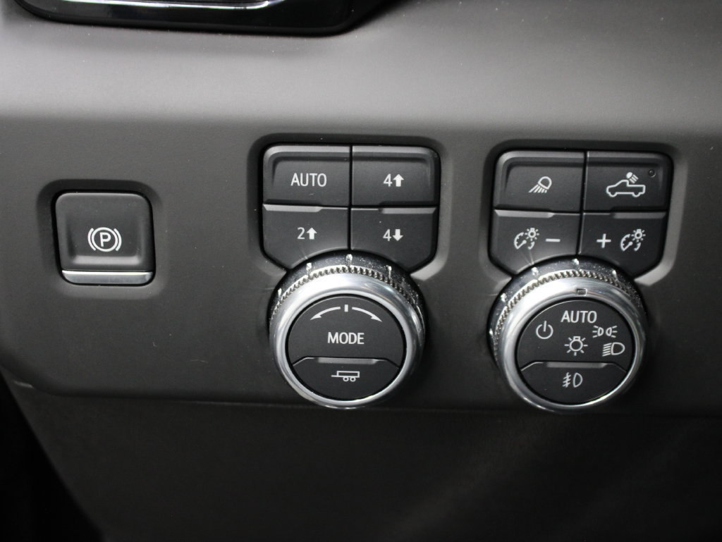 Used 2025 GMC Sierra 2500 AT4 AWD/4WD image 63