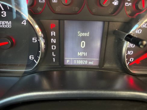 Used 2018 Chevrolet Silverado 3500 W/T RWD image 16