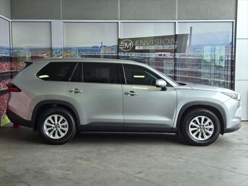 Certified 2026 Toyota Grand Highlander FWD image 4