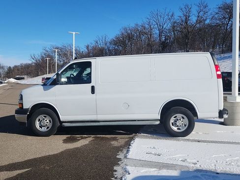 Used 2024 Chevrolet Express 2500 w/ Driver Convenience Package image 2