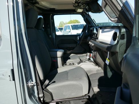 New 2026 Jeep Gladiator Willys image 11