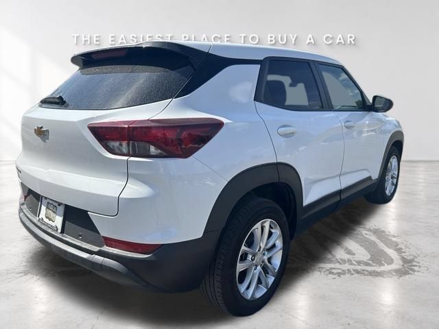Used 2026 Chevrolet TrailBlazer LS w/ LS Convenience Package FWD image 11