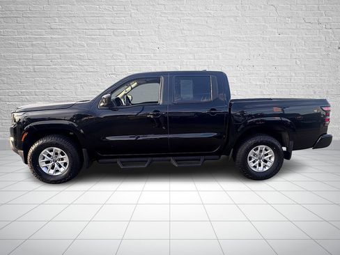 Used 2024 Nissan Frontier SV AWD/4WD image 7