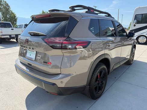 Used 2025 Nissan Rogue SV w/ Rock Creek Premium Package AWD/4WD image 3