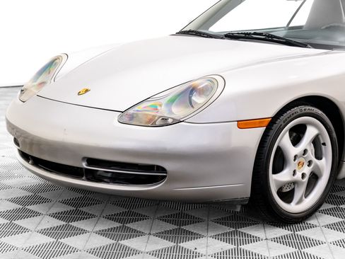 Used 2000 Porsche 911 Carrera 4 image 32
