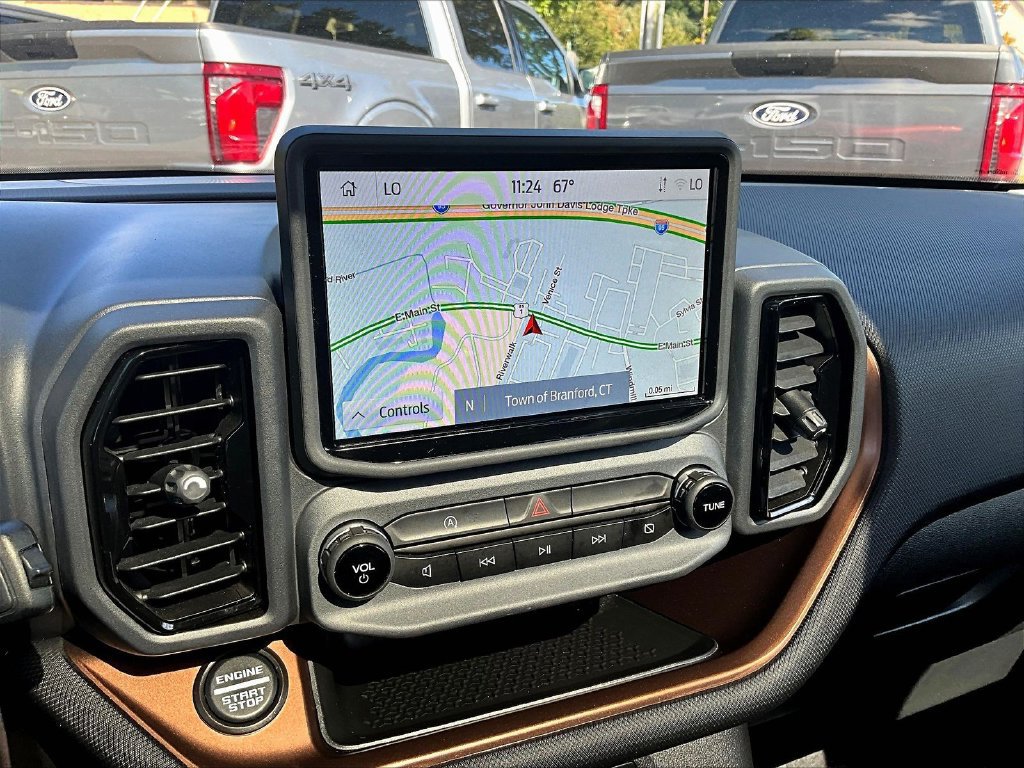 Used 2022 Ford Bronco Sport Outer Banks w/ Tech Package AWD/4WD image 17