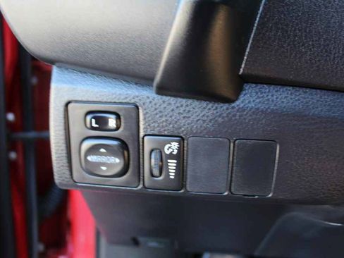 Used 2019 Toyota Corolla LE FWD image 13