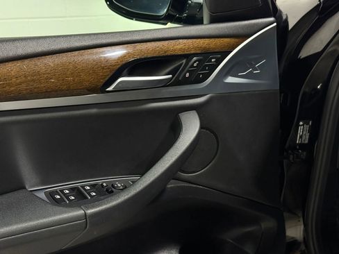 Used 2019 BMW X3 xDrive30i w/ Convenience Package image 10