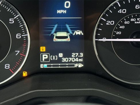 Used 2023 Subaru Impreza 2.0i Limited w/ Popular Package #3 image 31