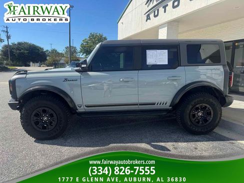 Used 2021 Ford Bronco First Edition AWD/4WD image 8