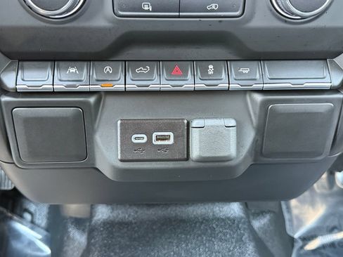 Used 2025 Chevrolet Silverado 1500 W/T RWD image 16