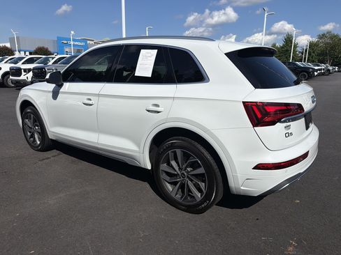 Used 2021 Audi Q5 2.0T Premium w/ Convenience Package AWD/4WD image 8