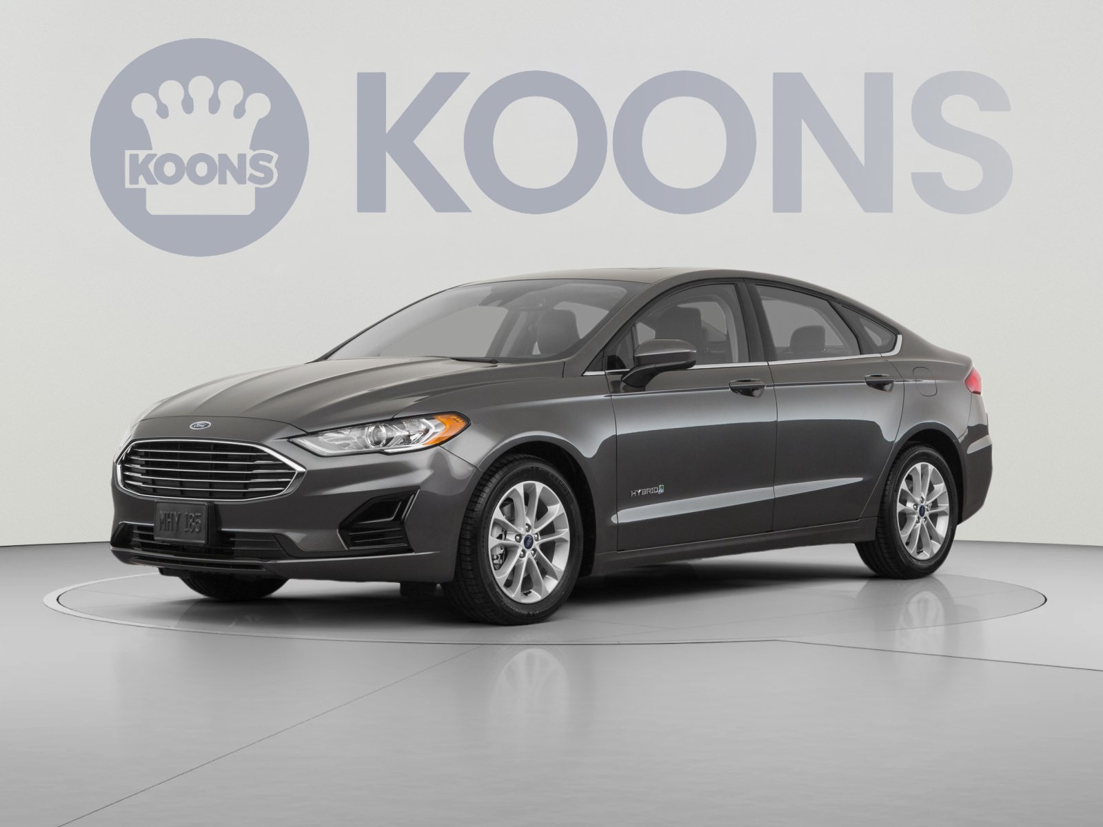 Used 2019 Ford Fusion SE FWD image 1