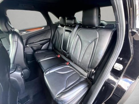 Used 2019 Lincoln MKC Reserve w/ MKC Climate Package AWD/4WD image 25