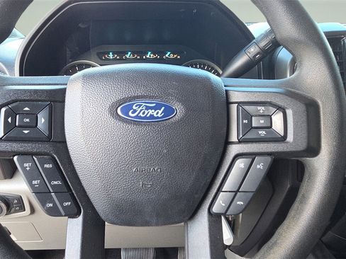Used 2019 Ford F150 XLT image 11