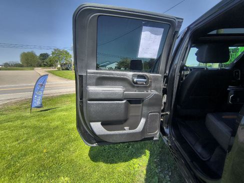 Used 2022 GMC Sierra 3500 AT4 w/ AT4 Premium Plus Package AWD/4WD image 21