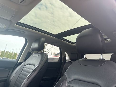 Used 2015 Ford Edge SEL w/ Equipment Group 201A image 10