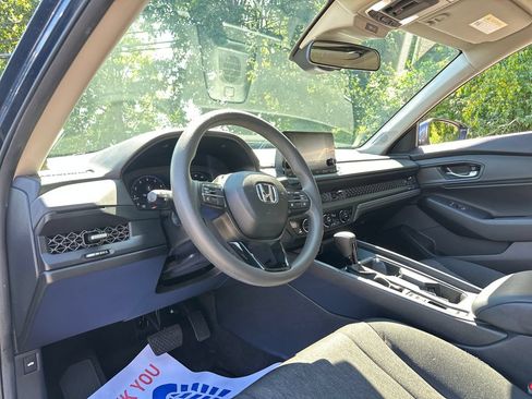 Used 2024 Honda Accord EX image 11