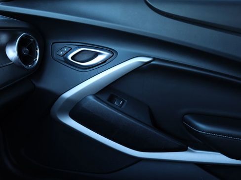Used 2018 Chevrolet Camaro LS image 10