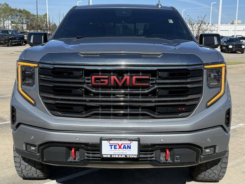 Used 2023 GMC Sierra 1500 AT4 w/ Technology Package image 10