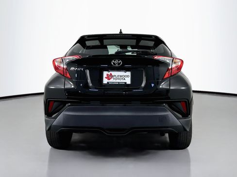 Certified 2021 Toyota C-HR LE FWD image 6