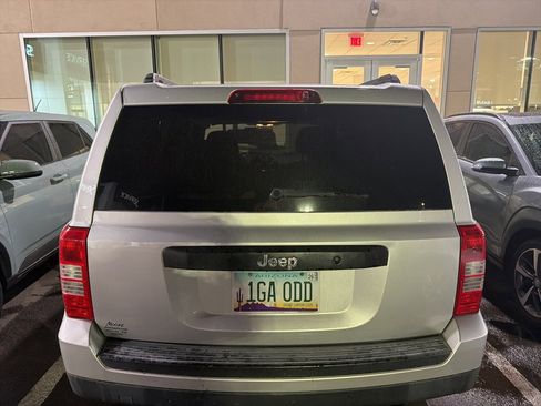 Used 2013 Jeep Patriot Sport image 7