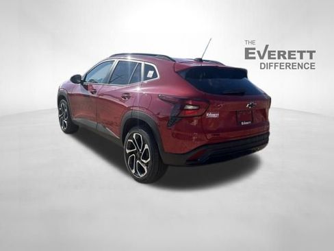 New 2026 Chevrolet Trax RS w/ Sunroof Package image 4