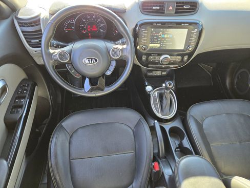 Used 2016 Kia Soul + w/ Primo Package image 13