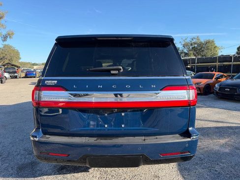 Used 2019 Lincoln Navigator Reserve image 7
