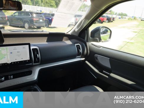 Used 2025 Ford Expedition Max Active AWD/4WD image 20