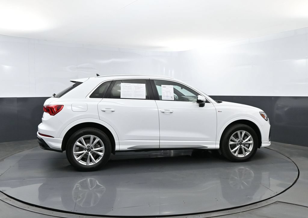 Used 2025 Audi Q3 2.0T Premium AWD/4WD image 4