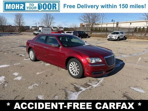 Used 2014 Chrysler 300 Base image 7