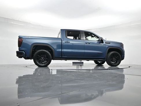 Used 2024 GMC Sierra 1500 Elevation image 28