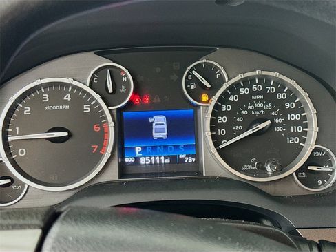 Used 2017 Toyota Tundra SR5 w/ SR5 Upgrade Package image 12