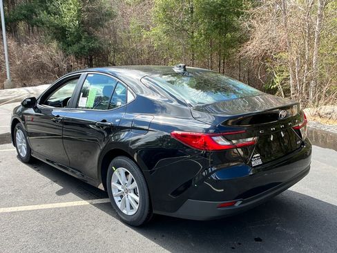 New 2026 Toyota Camry LE w/ Convenience Package image 3