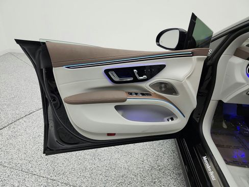 Used 2024 Mercedes-Benz EQS 450+ Sedan image 15