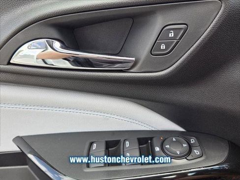 New 2026 Chevrolet Trax LT w/ Driver Confidence Package FWD image 17