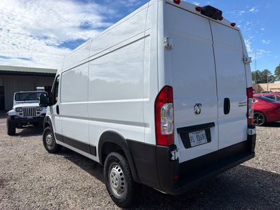 Used 2025 RAM ProMaster 2500 w/ Convenience Group