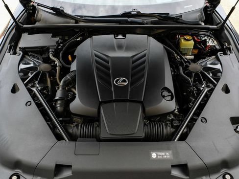 Used 2018 Lexus LC 500 Coupe w/ Sport Package RWD image 37