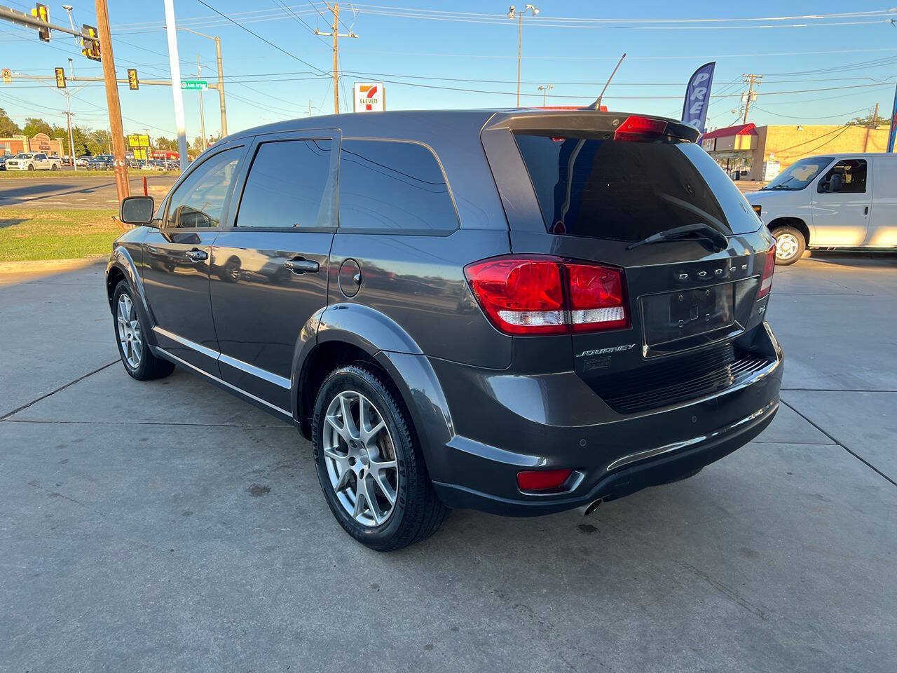 Used 2015 Dodge Journey R/T w/ Flexible Seating Group FWD image 5