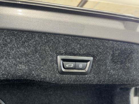 Certified 2025 BMW 530i image 14