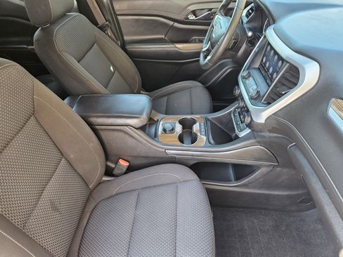 Used 2022 GMC Acadia SLE w/ Elevation Edition FWD image 16